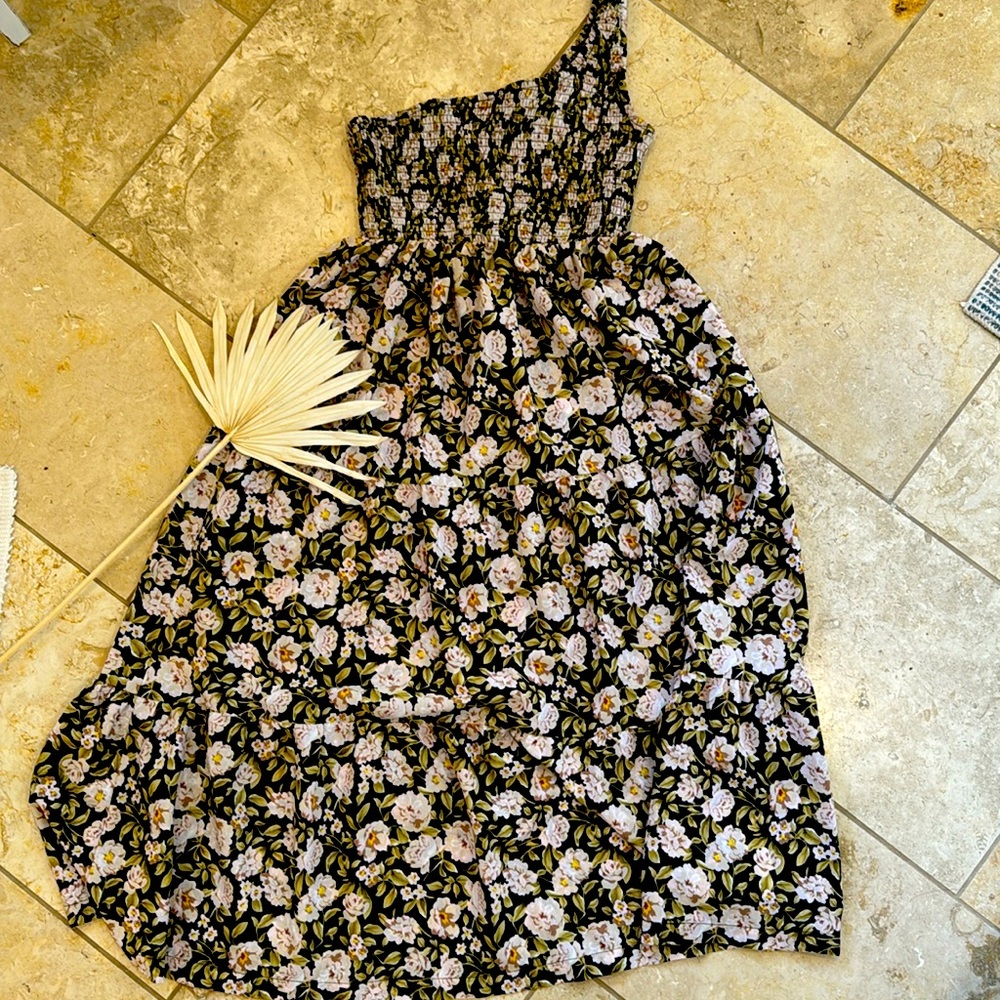 En Saison one shoulder maxi dress